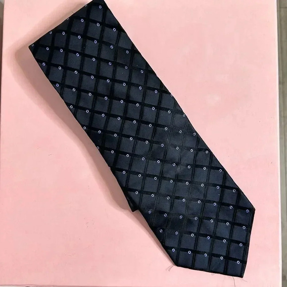 Bergamo New York Blue Tie - Picture 1 of 7